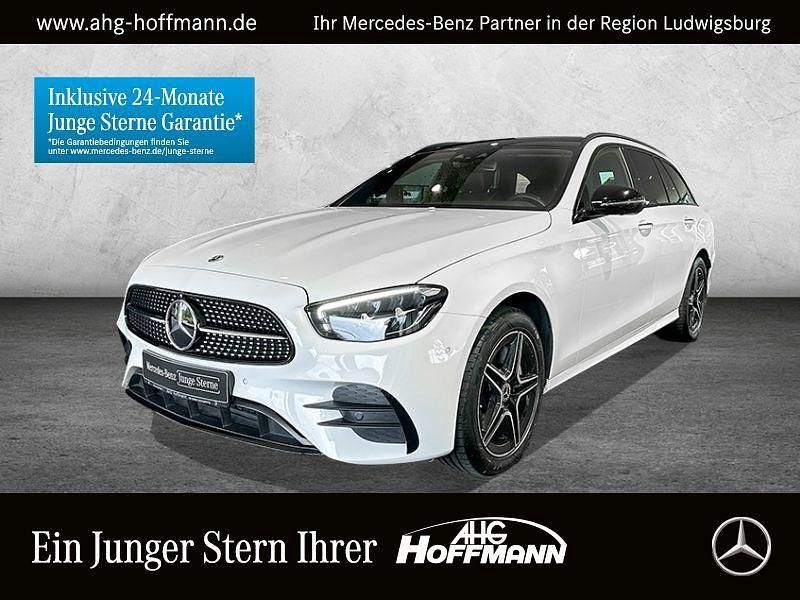 Weiß Gebraucht 2022 Mercedes E300 AMG Limousine | 44.920 € (Teuer) - Bild 1/4