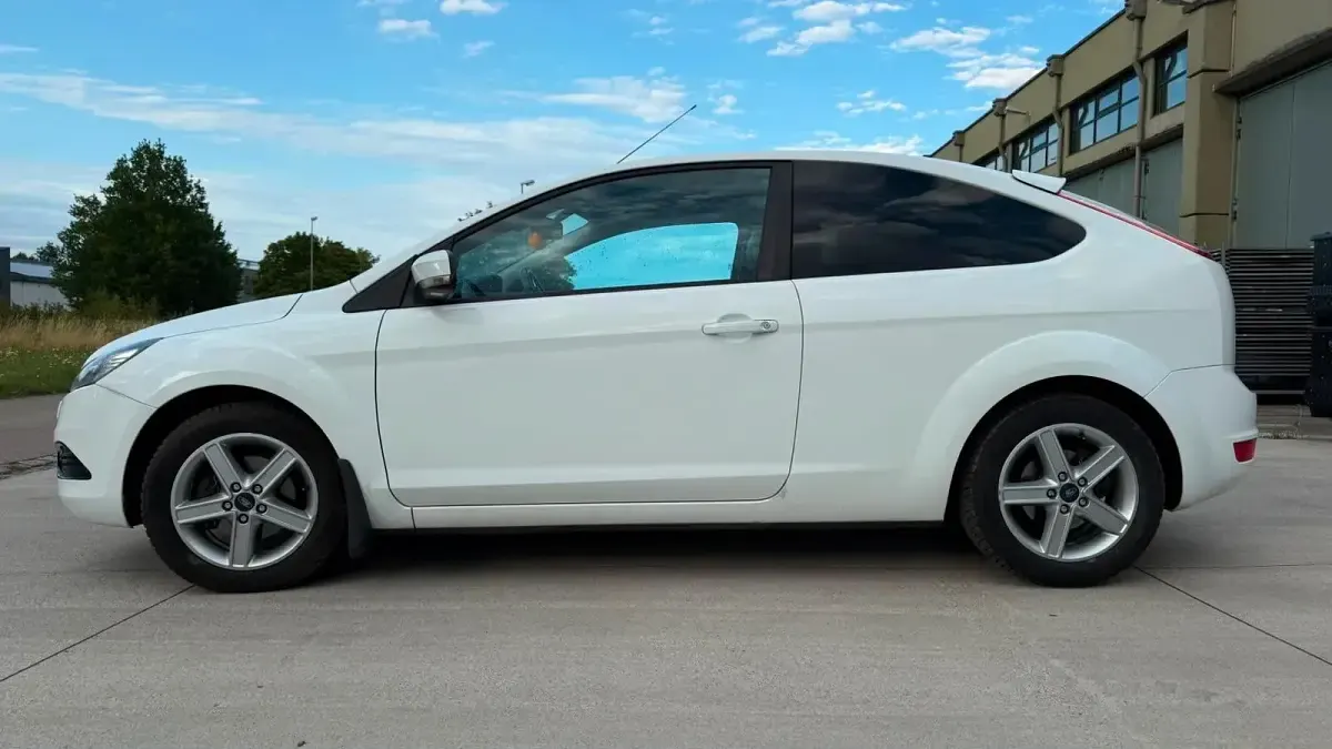 Gebraucht Ford Focus 125 PS (91 kW) 2008 Weiß