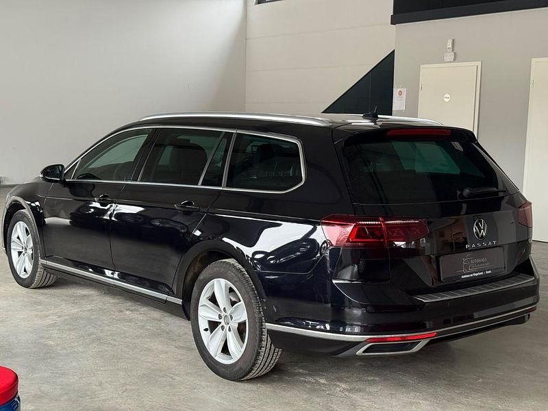 Gebraucht VW Passat Elegance 200 PS (147 kW) 2021 Schwarz Kombi