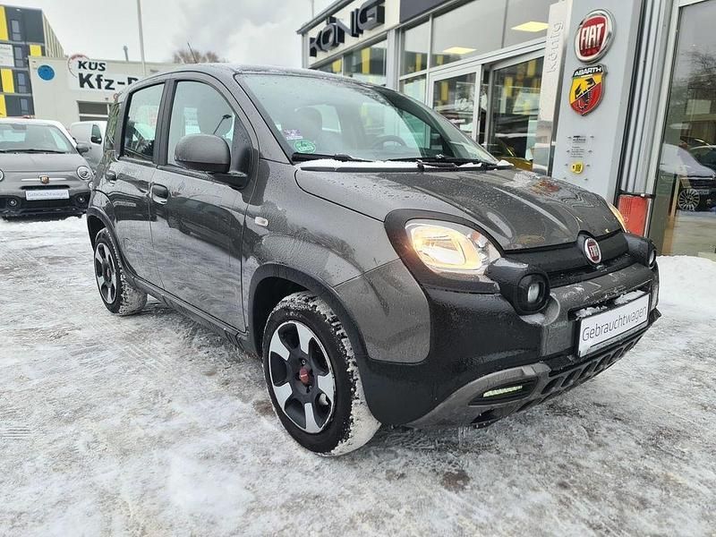 Gebraucht Fiat Panda Cross Cross 69 PS (50 kW) 2023 Grau Kleinwagen