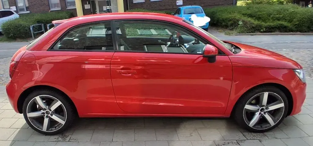 Brugt Audi A1 Attraction 122 HK (89 kW) 2013 Rød Hatchback