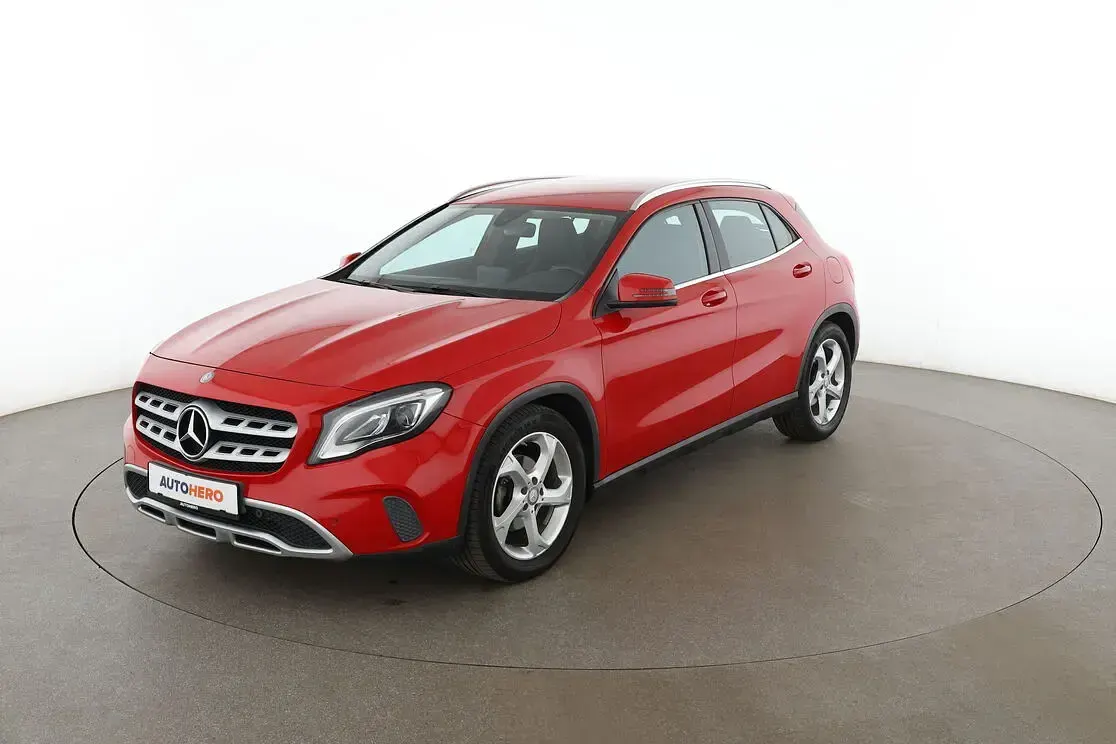 Gebraucht Mercedes GLA180 Urban 122 PS (89 kW) 2017 SUV