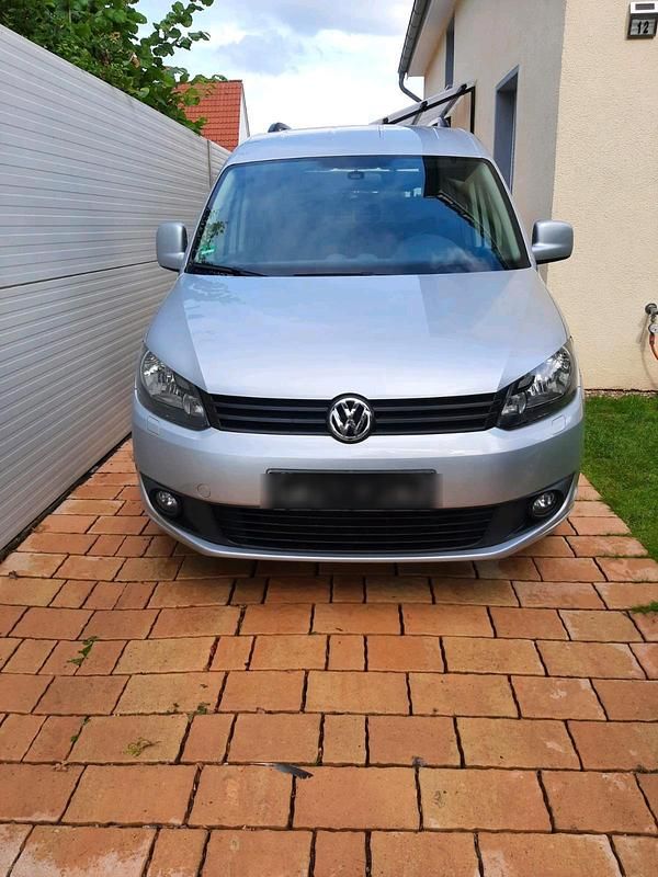 Silber Gebraucht 2014 VW Caddy Van / Kleinbus | 21.800 € - Bild 1/4