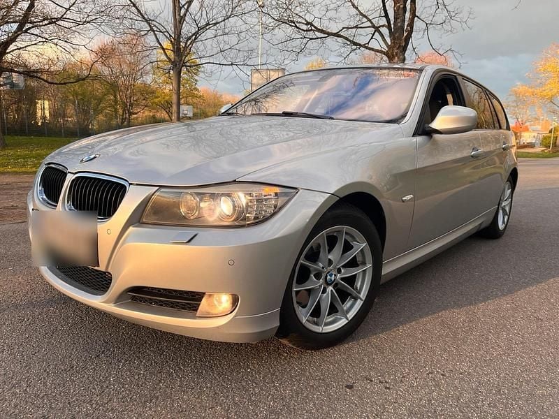 Usata BMW 320 177 CV (130 kW) 2009 Argento Station wagon