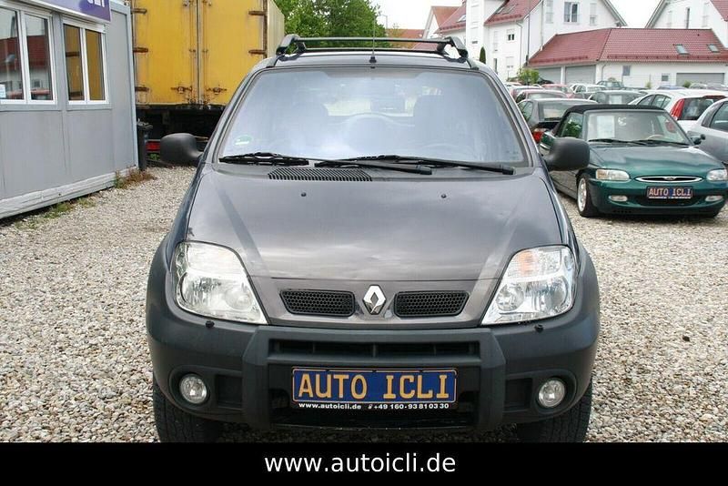 Gebraucht Renault Scénic Luxe 139 PS (102 kW) 2000 Blau Van / Kleinbus