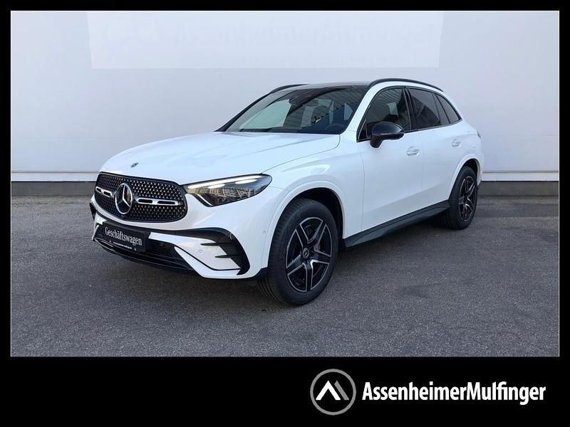 Weiß Gebraucht 2023 Mercedes GLC300e Night SUV | 57.279 € (Guter Preis) - Bild 1/4