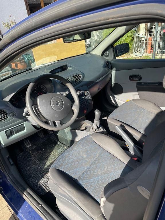 Gebraucht Renault Clio II Expression 75 PS (55 kW) 2006 Blau Limousine