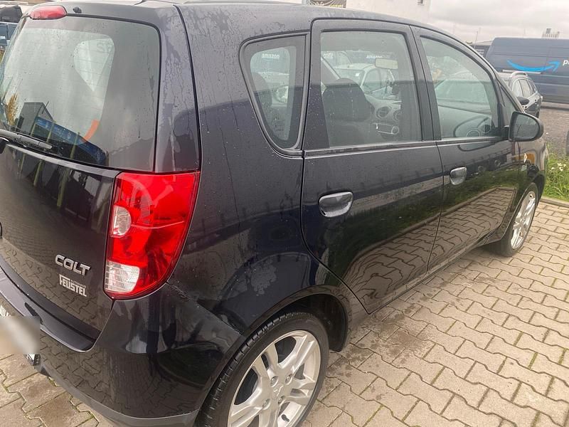 Schwarz Gebraucht 2009 Mitsubishi Colt Kleinwagen | 2.500 € (Fairer Preis) - Bild 1/4