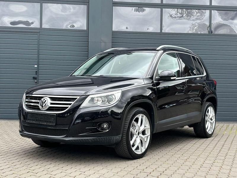 Schwarz Gebraucht 2008 VW Tiguan SUV | 8.990 € (Etwas zu teuer) - Bild 1/4