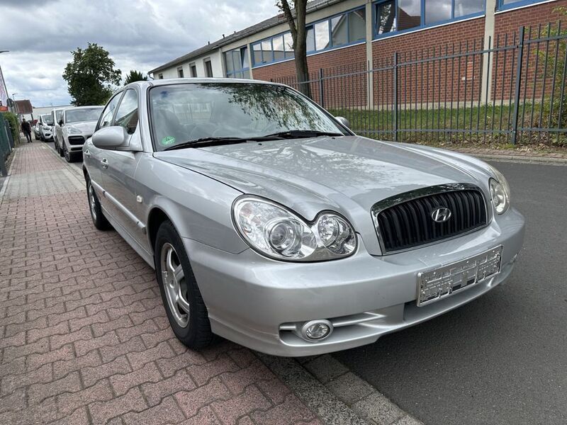 Gebraucht Hyundai Sonata GLS 173 PS (127 kW) 2004 Silber Limousine