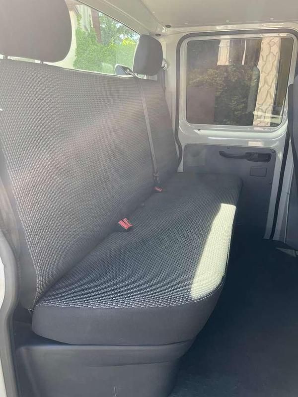 Gebraucht VW Transporter 150 PS (110 kW) 2021 Ascotgrau Van