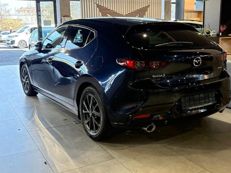 Gebraucht Mazda 3 Selection 179 PS (131 kW) 2020 Deep crystal blue Limousine