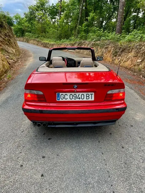 Gebraucht BMW 325 Cabriolet Performance 192 PS (141 kW) 1994 Rot Cabrio
