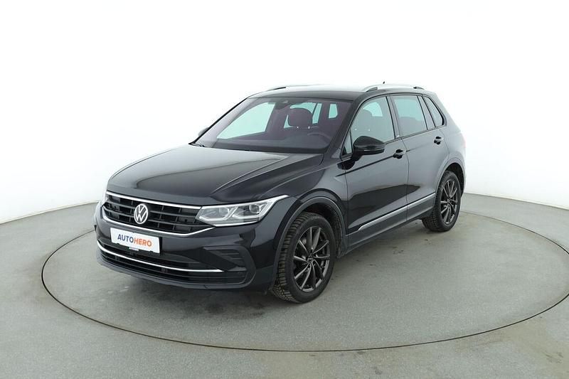 Schwarz Gebraucht 2021 VW Tiguan United SUV | 25.430 € (Teuer) - Bild 1/3