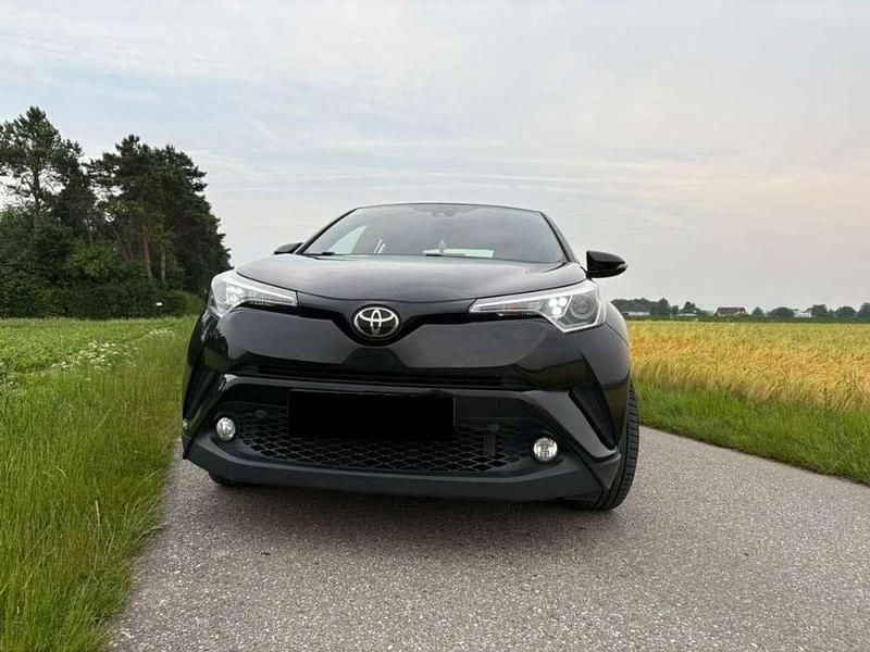 Schwarz Gebraucht 2017 Toyota C-HR SUV | 11.600 € (Superpreis) - Bild 1/4