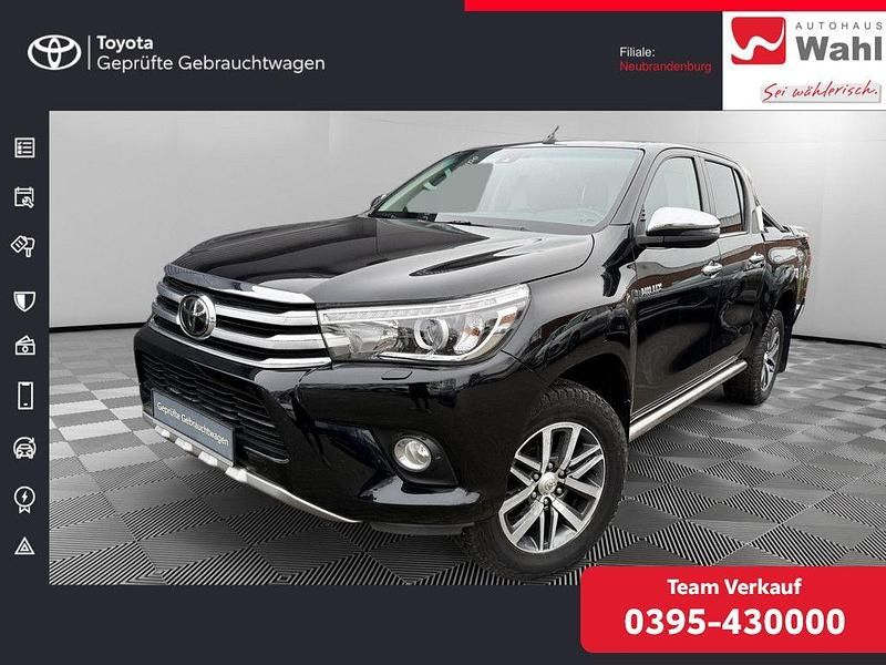 Schwarz Gebraucht 2018 Toyota HiLux Executive Abholung | 29.900 € (Teuer) - Bild 1/4