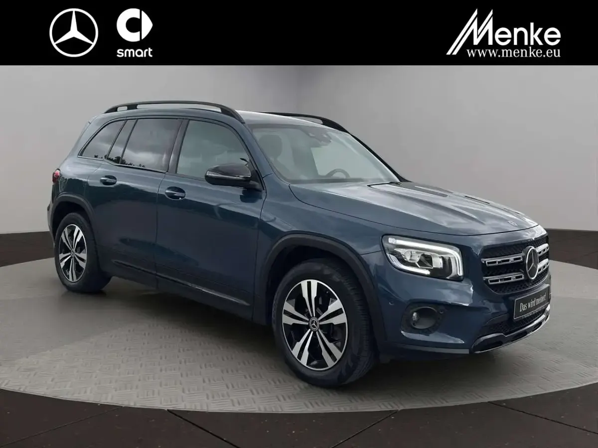 Gebraucht Mercedes GLB200 Night 150 PS (110 kW) 2021 Denimblau metallic SUV
