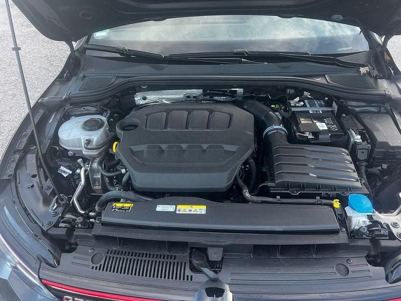 Gebraucht VW Golf VIII GTI Clubsport 300 PS (220 kW) 2022 Grau Limousine