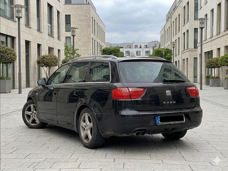 Gebraucht Seat Exeo Style 143 PS (105 kW) 2010 Grün Kombi