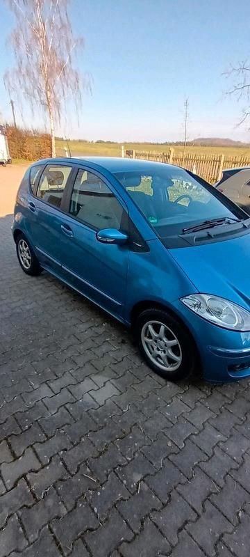 Gebraucht Mercedes A180 109 PS (80 kW) 2007 Blau Kleinwagen