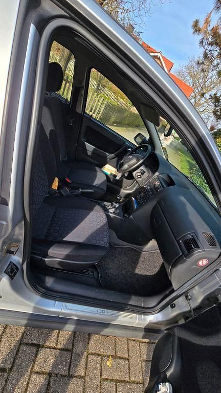 Gebraucht Opel Astra 75 PS (55 kW) 1999 Silber Limousine