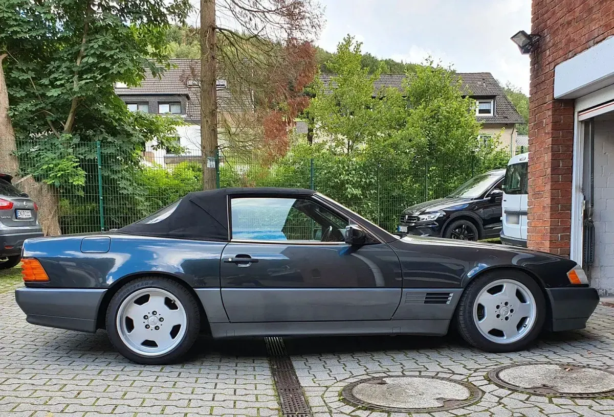 Gebraucht Mercedes SL500 326 PS (239 kW) 1992 Schwarz Cabrio