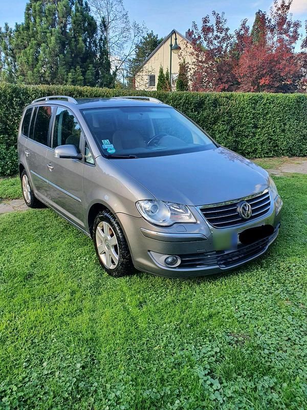 Gebraucht VW Touran 140 PS (102 kW) 2008 Grau Van / Kleinbus