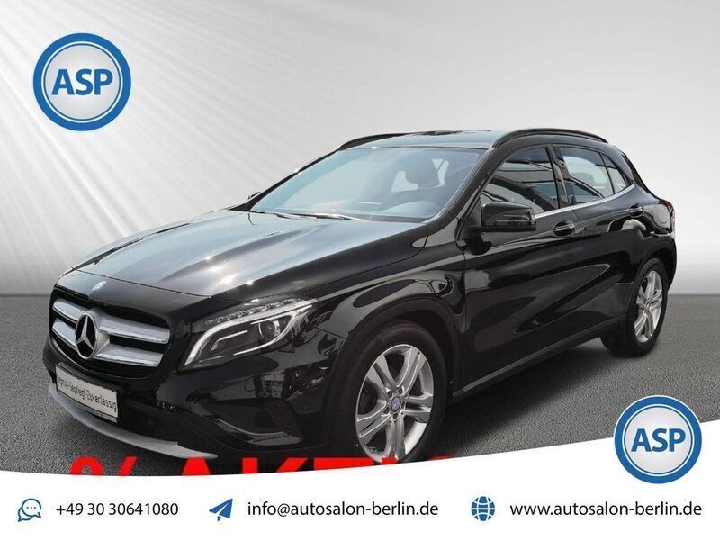 Schwarz Gebraucht 2015 Mercedes GLA180 Style SUV | 16.290 € (Etwas zu teuer) - Bild 1/4