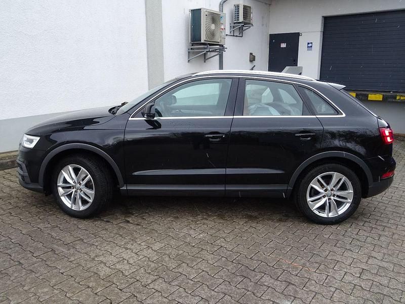 Gebraucht Audi Q3 Design 150 PS (110 kW) 2016 Schwarz SUV