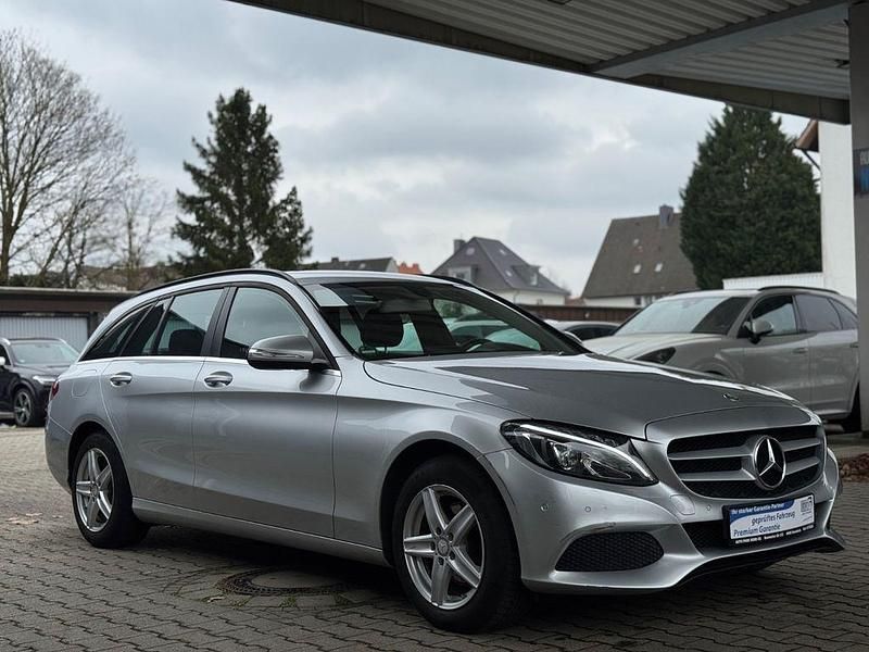 Gebraucht Mercedes C220 170 PS (125 kW) 2015 Silber Kombi