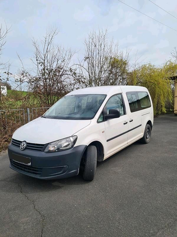 Weiß Gebraucht 2012 VW Caddy Maxi Van / Kleinbus | 6.500 € (Fairer Preis) - Bild 1/4