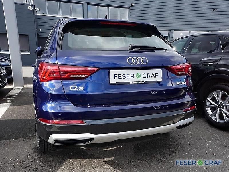 Gebraucht Audi Q3 Ambiente 150 PS (110 kW) 2025 Navarrablau metallic SUV