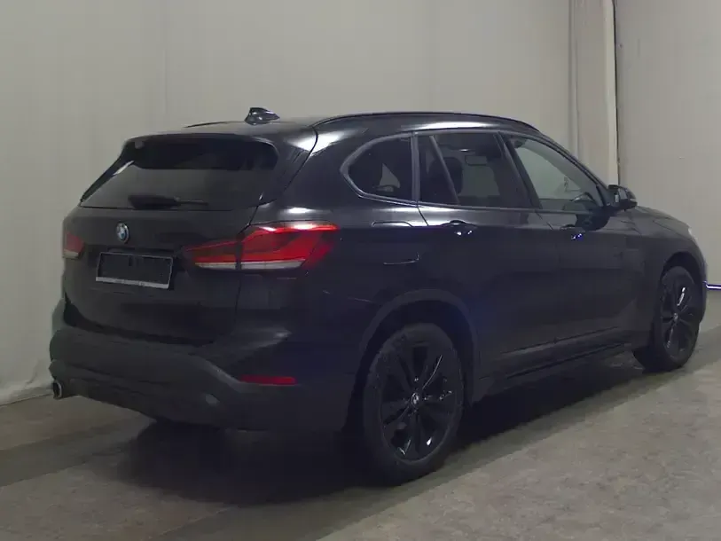 Gebraucht BMW X1 Sport Line 140 PS (102 kW) 2021 Schwarz SUV