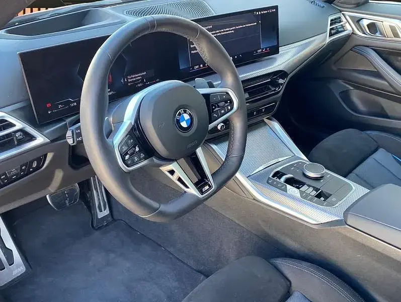 Gebraucht BMW 430 M Sport 245 PS (180 kW) 2025 Fire red Coupé