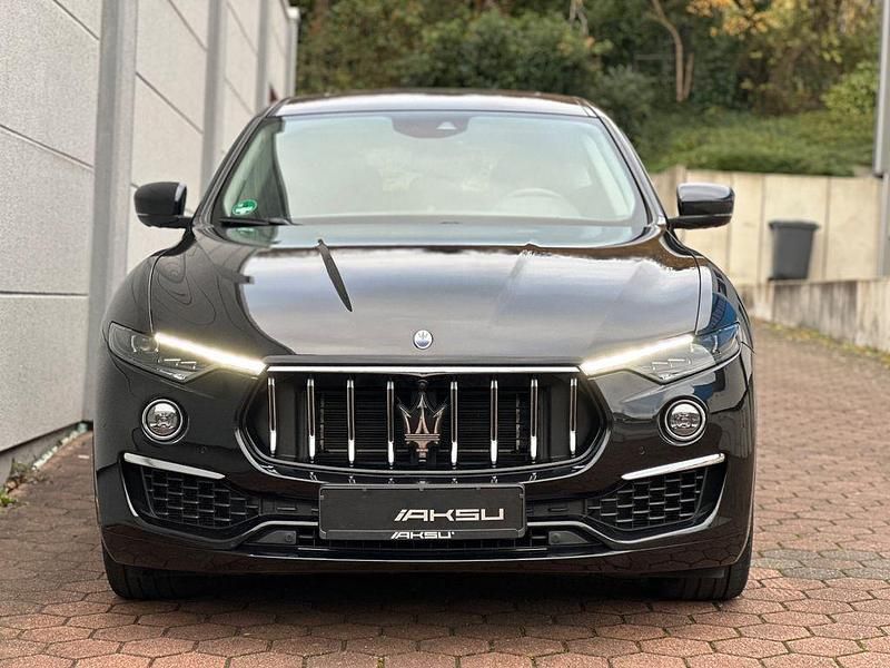 Gebraucht Maserati Levante GT 330 PS (242 kW) 2022 Schwarz SUV