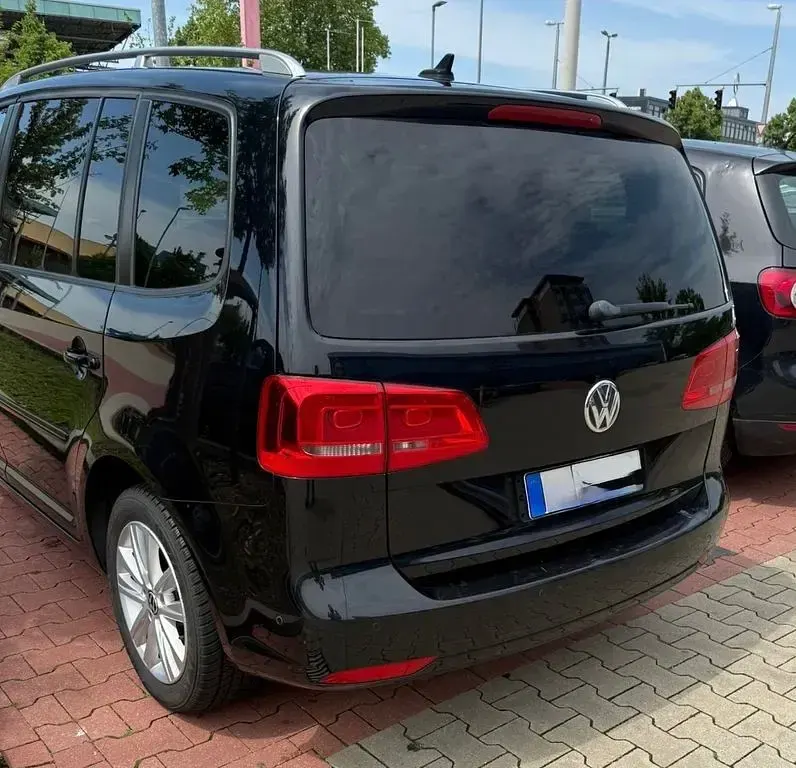 Gebraucht VW Touran Style 140 PS (102 kW) 2012 Schwarz Van / Kleinbus