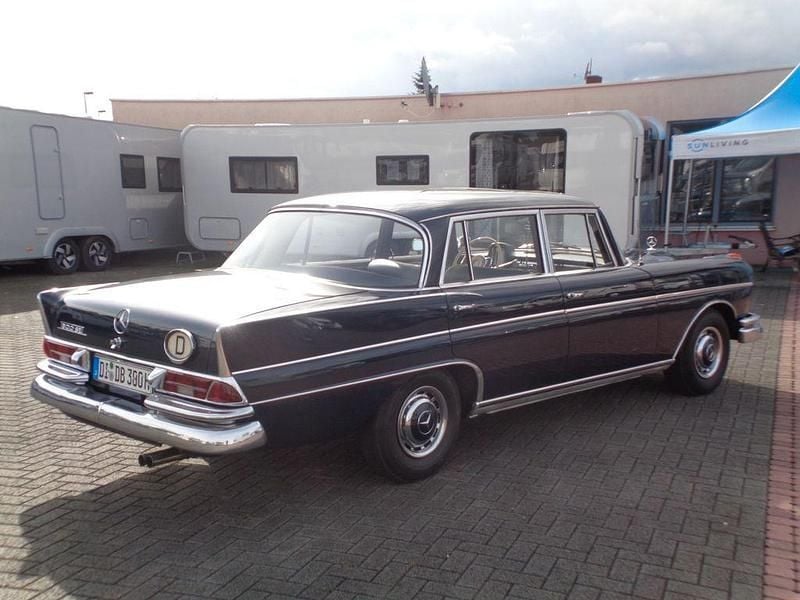 Gebraucht Mercedes 300 SE 170 PS (125 kW) 1964 Blau Limousine