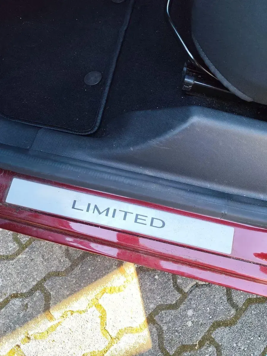 Usata Renault Zoe Life 52 kW (72 CV) 2020 Rosso Utilitaria