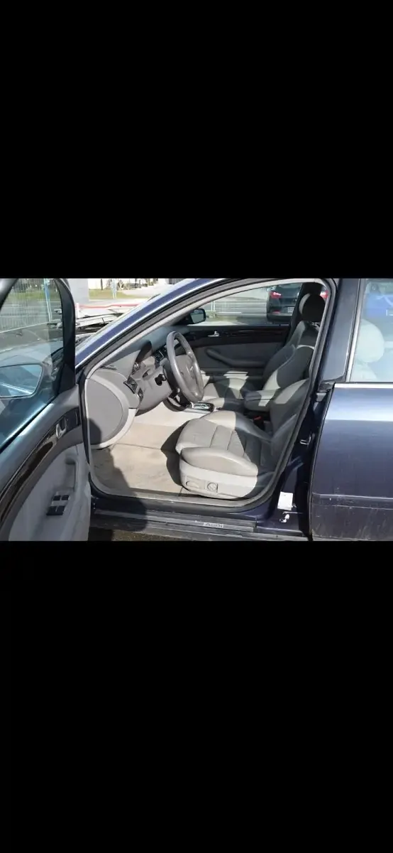 Gebraucht Audi A6 180 PS (132 kW) 2001 Blau Limousine