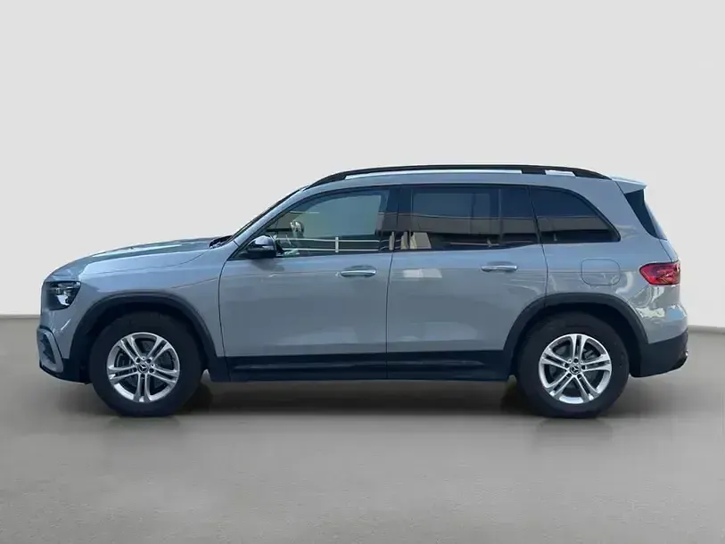 Gebraucht Mercedes GLB200 AMG 150 PS (110 kW) 2026 Grau SUV