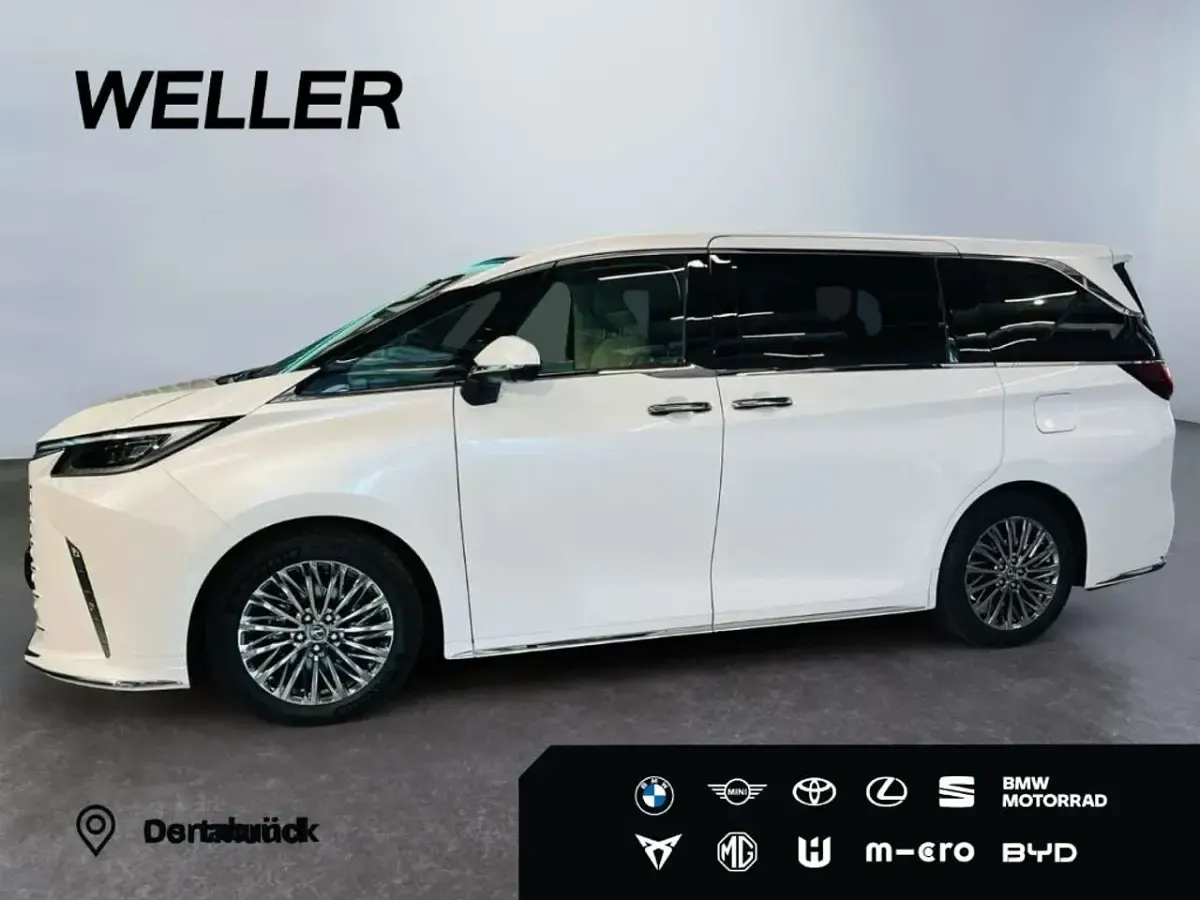 Neu Lexus LM350h E-FOUR 250 PS (183 kW) 2026 Weiss Van / Kleinbus