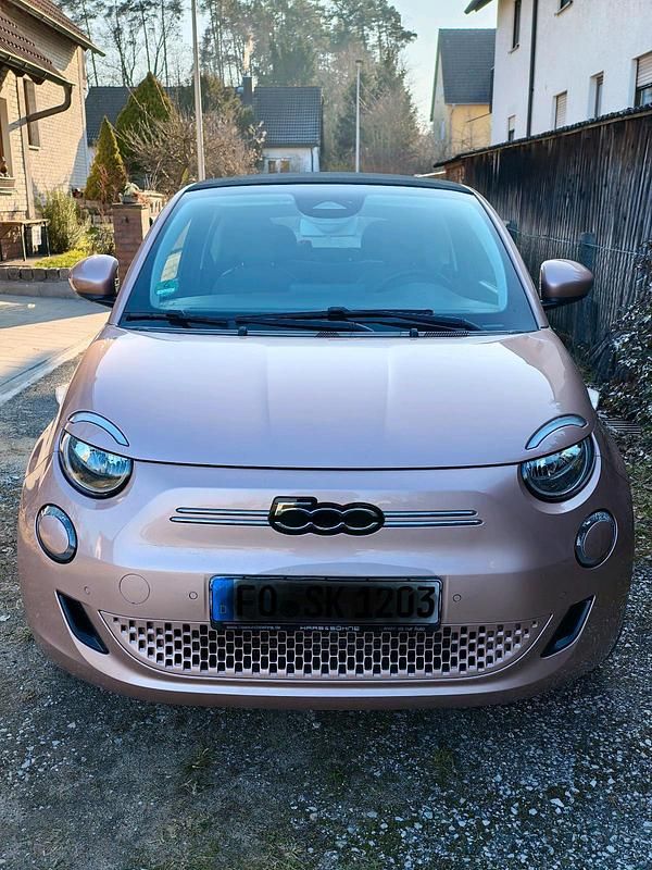 Andere farben Gebraucht 2021 Fiat 500e Cabrio | 18.999 € (Fairer Preis) - Bild 1/4