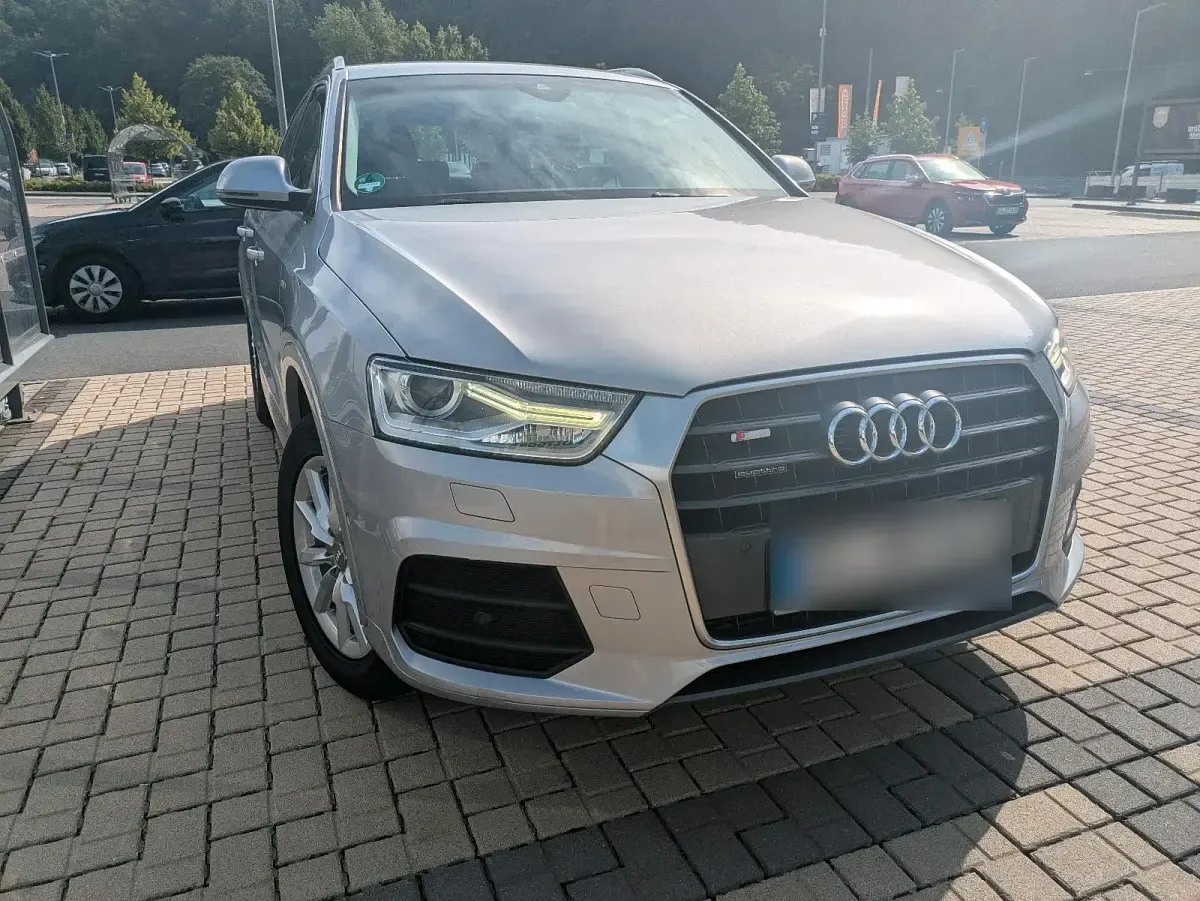 Gebraucht Audi Q3 Comfort 180 PS (132 kW) 2016 Grau SUV