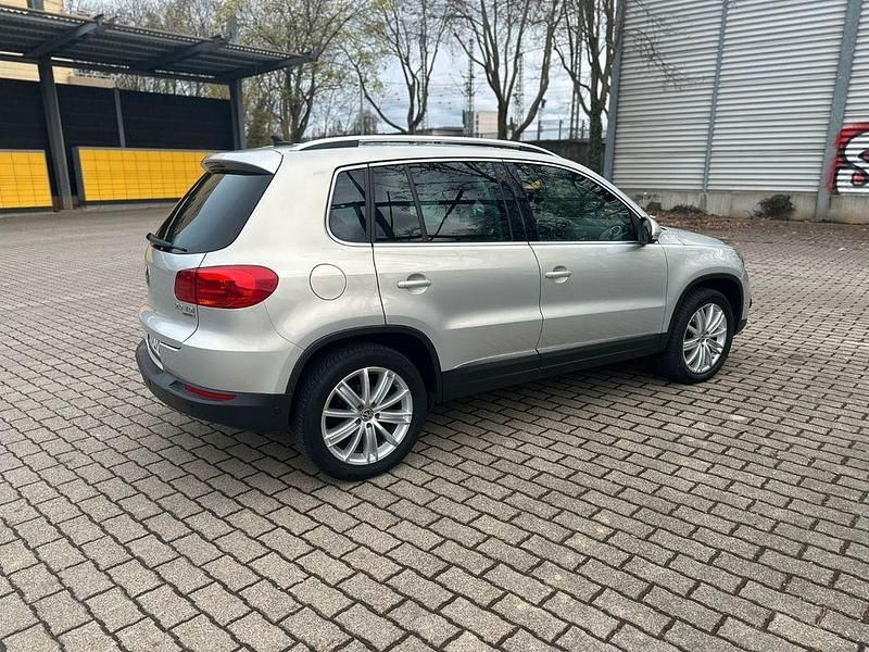Gebraucht VW Tiguan Style 140 PS (102 kW) 2012 Silber SUV