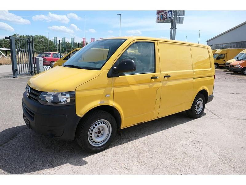 Gebraucht VW Transporter 84 PS (61 kW) 2013 Ginstergelb r1032 Van