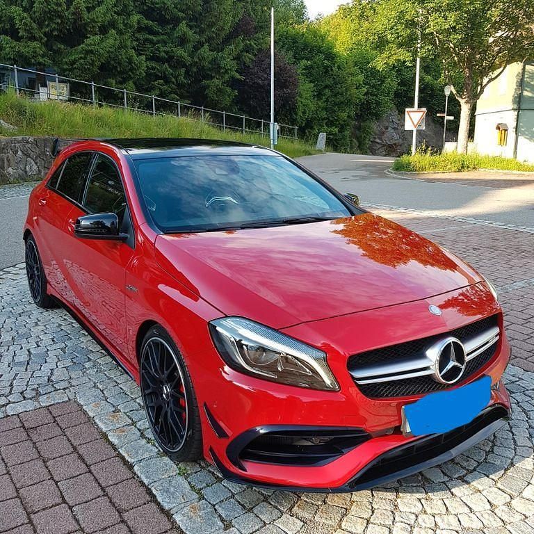 Gebraucht Mercedes A45 AMG AMG 381 PS (280 kW) 2016 Rot Limousine