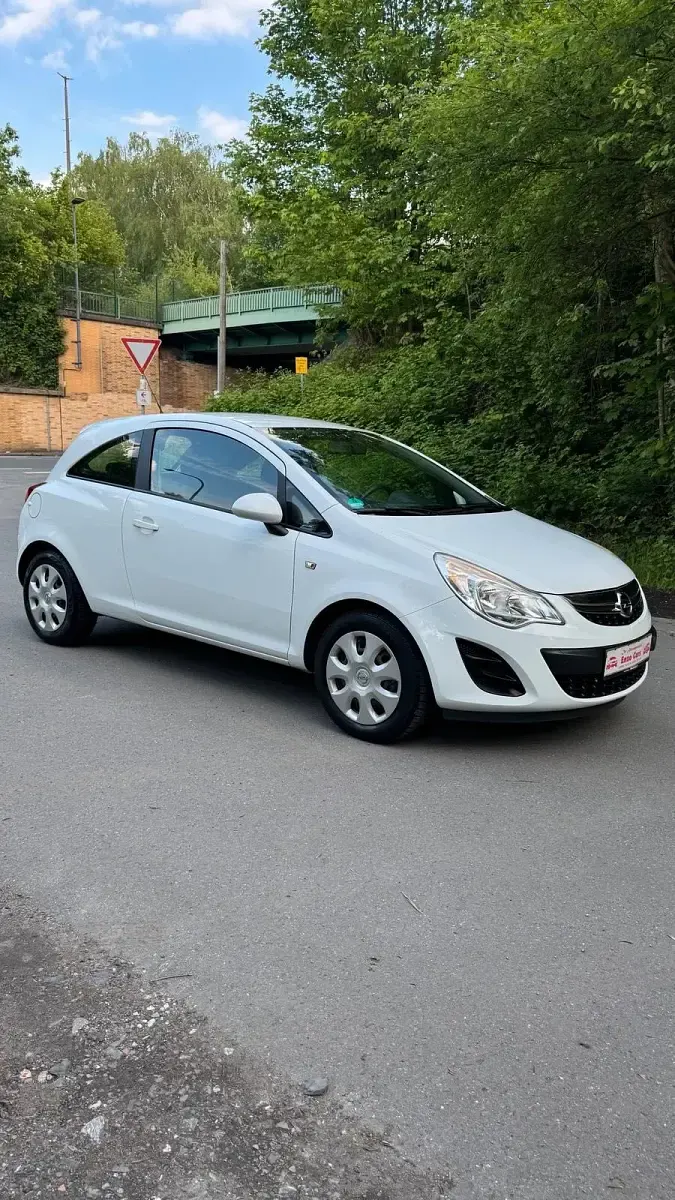 Gebraucht Opel Corsa S 69 PS (50 kW) 2012 Weiß Kleinwagen