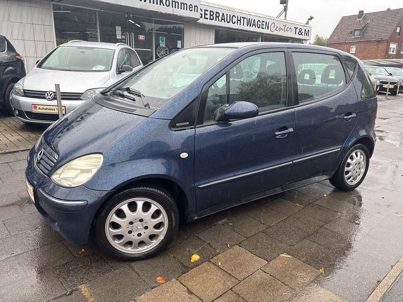 Blau Gebraucht 2002 Mercedes A160 Elegance Limousine | 1.999 € (Fairer Preis) - Bild 1/4