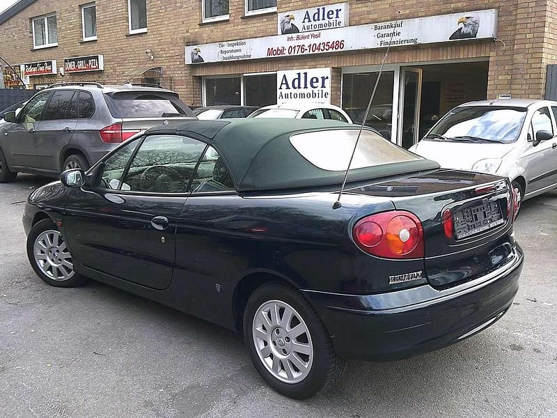 Gebraucht Renault Mégane Cabriolet Privilege 107 PS (78 kW) 2002 Grün Cabrio