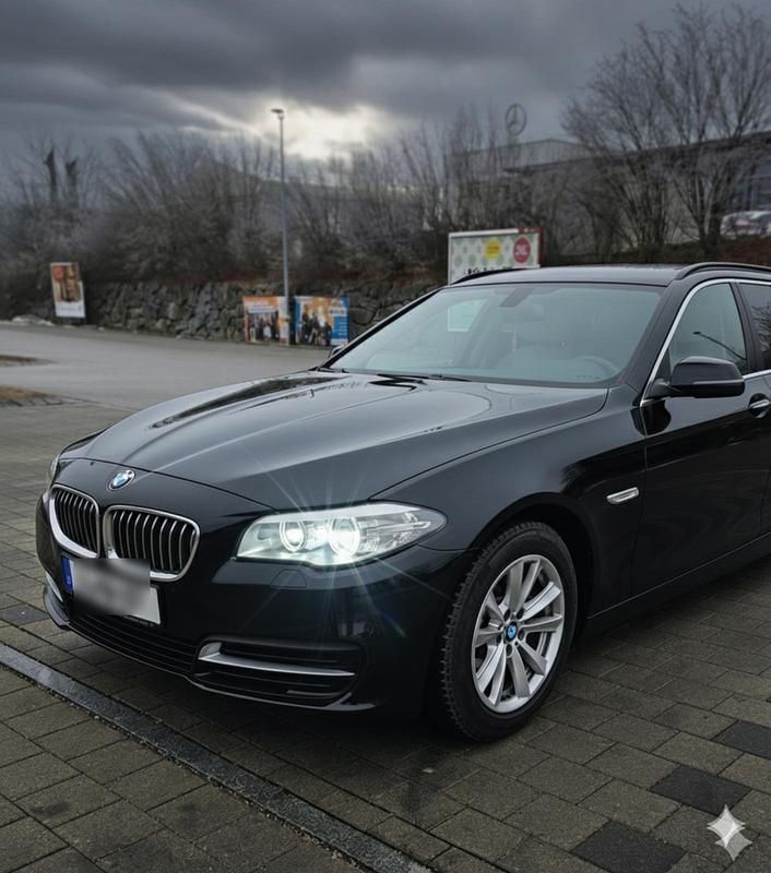 Gebraucht BMW 520 190 PS (139 kW) 2016 Schwarz Kombi